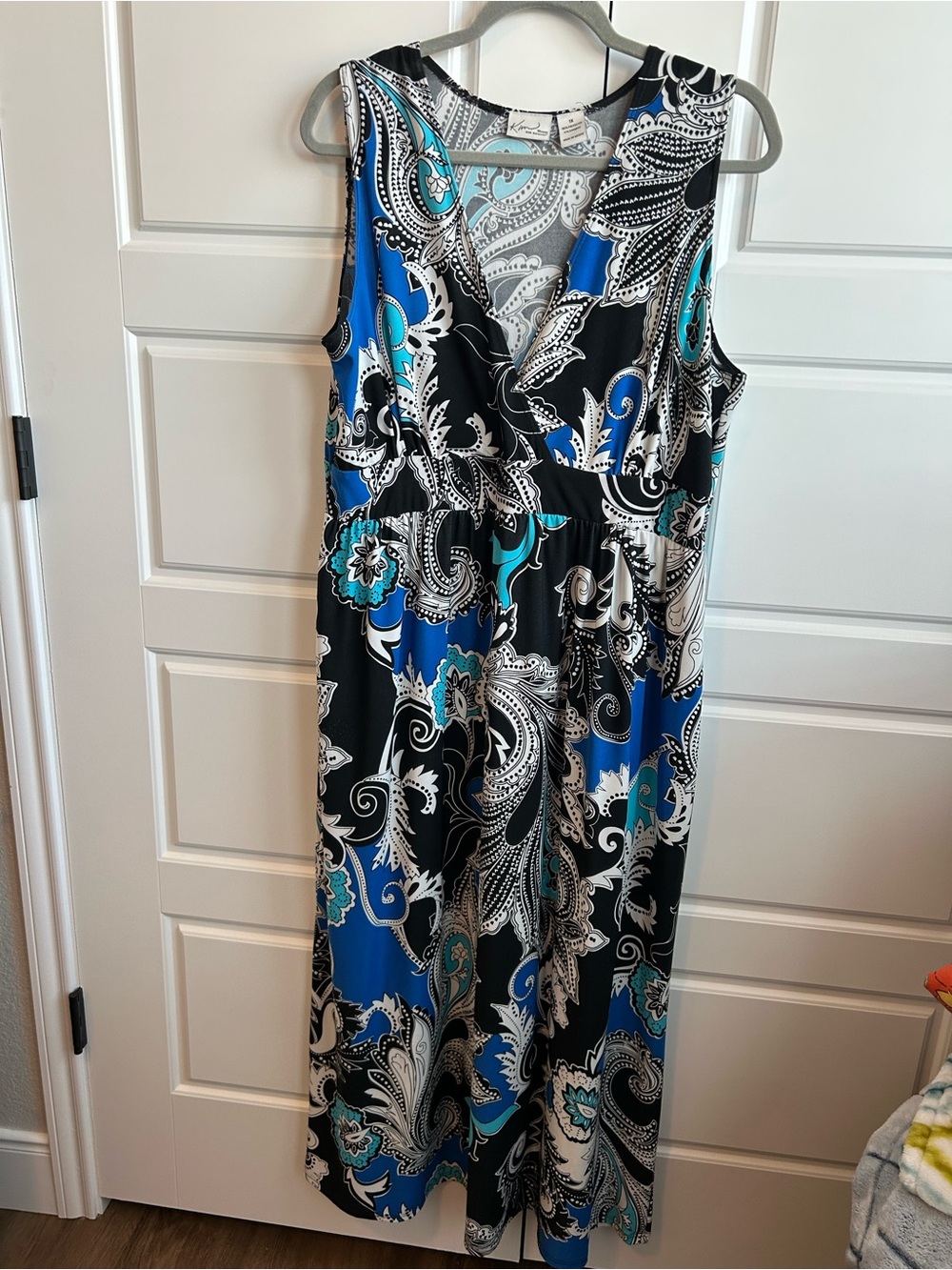 Maxi Dress: Black, Blue & Teal Paisley Sleeveless dress